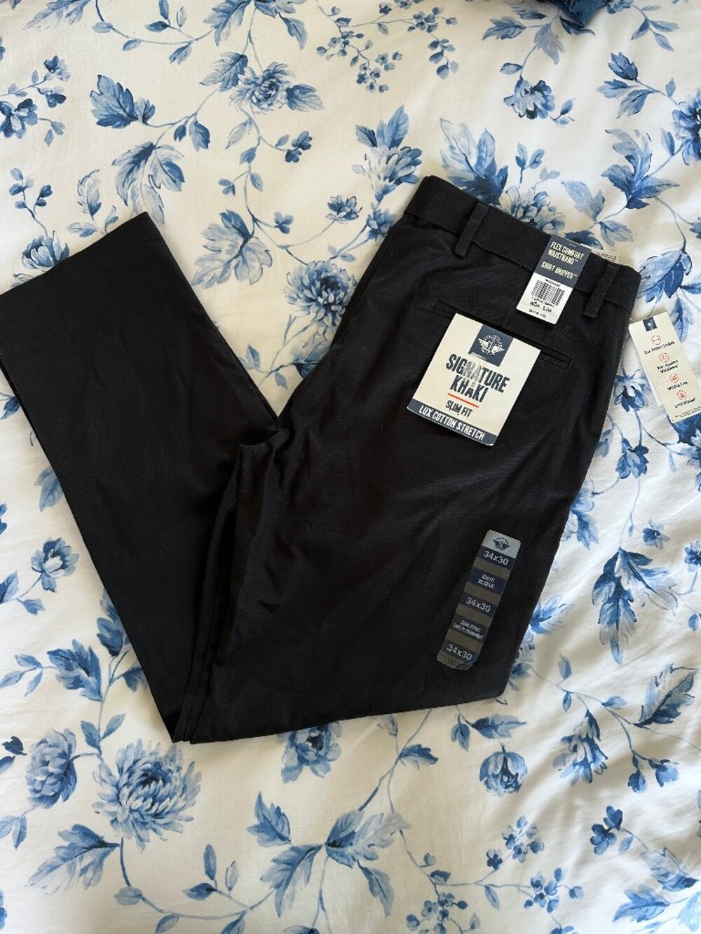 Men's Dockers Black Slim Fit Signature Khaki Pants 34x30 NWT